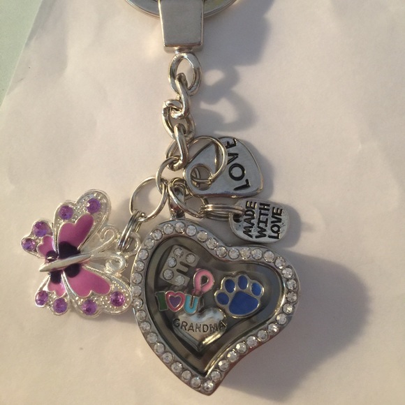 Floating Locket Heart Keychain
