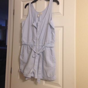 Levi's denim overall shorts in medium.