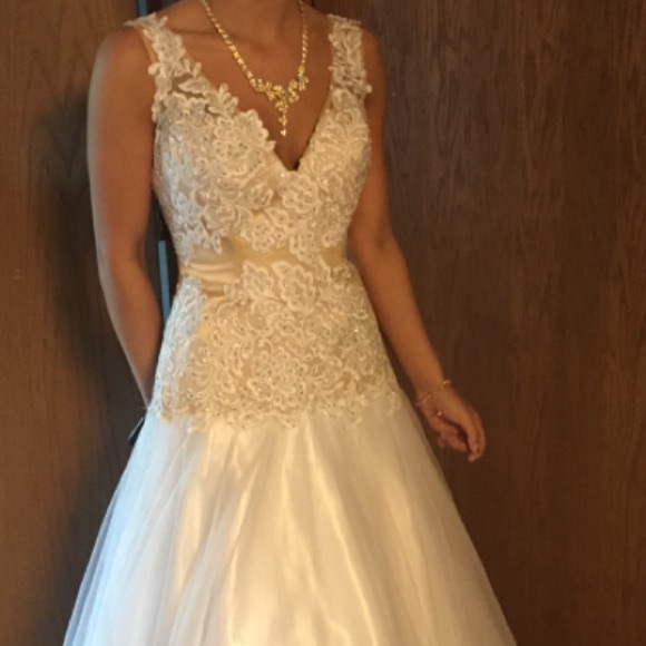 Prom dress - Picture 3 of 4