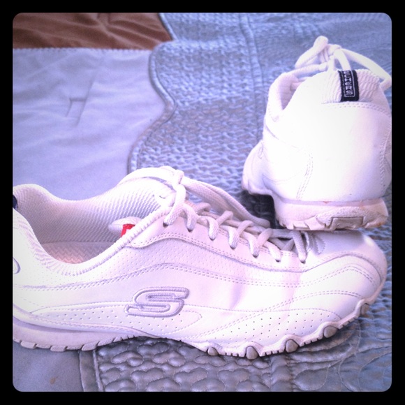 Sketchers fitness shoes