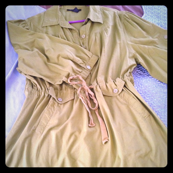Beautiful olive green safari style shirt/dress