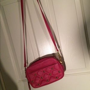 ❌❌SOLD❌❌ Pink studded Purse