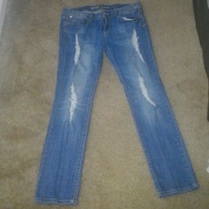 ❌Sold❌ Distressed blue jeans