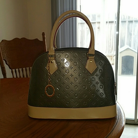 Invece Handbag