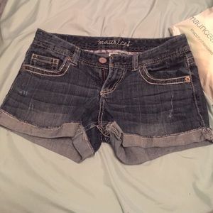 Maurice's shorts