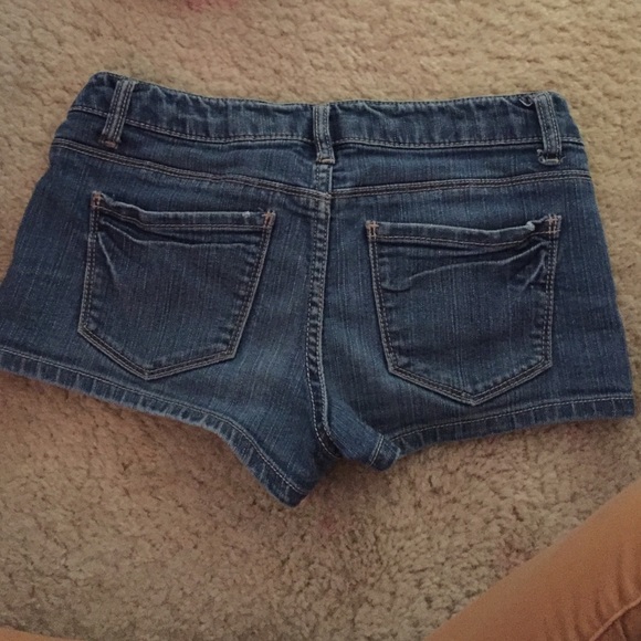 Forever 21 shorts - Picture 2 of 2