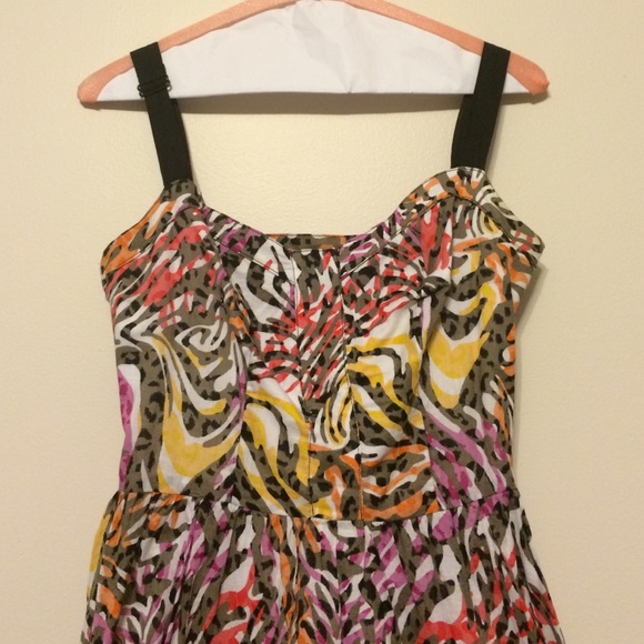 Bright Patterned Dress - Picture 2 of 2