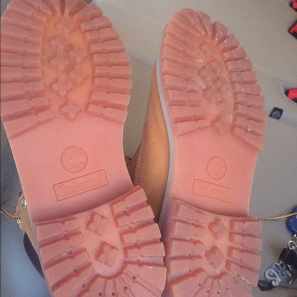 Wheat timberland boots I don't trade! - Picture 3 of 4