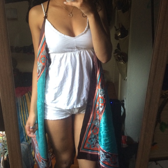 🚫🚫sold🚫🚫Boho silk style cardigan - Picture 4 of 4