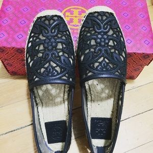 TORY BURCH LUCIA LACE ESPADRILLE