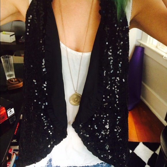Sparkle vest - Picture 2 of 3