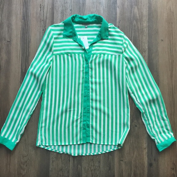Charlottes Russe Striped Button-Up Blouse