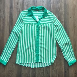 Charlottes Russe Striped Button-Up Blouse