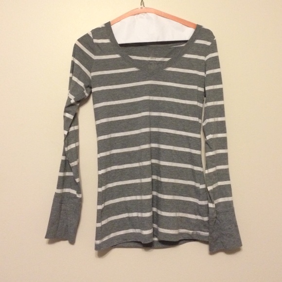 Gray Stripe V-Neck - Picture 2 of 2