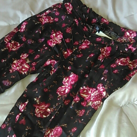 Flower printed joggers