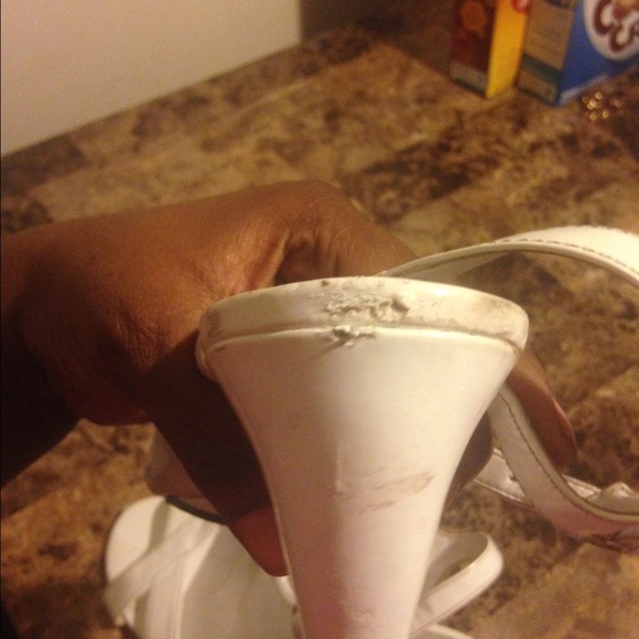 White wedges size 9W - Picture 4 of 4