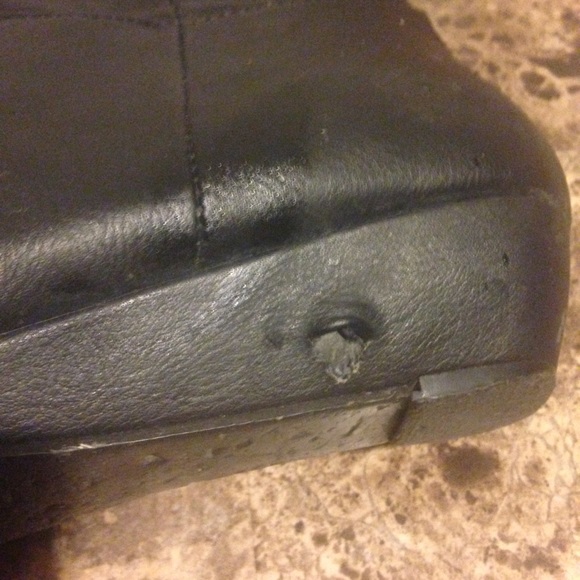 Black knee high boots with a small wedge size 10 - Picture 2 of 4