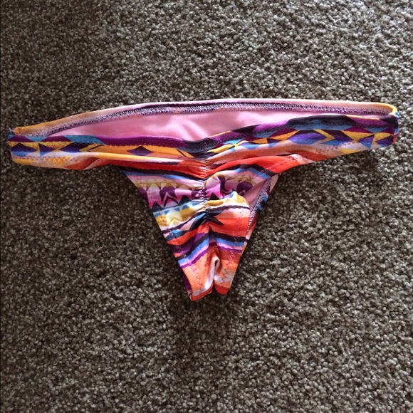 Hanakai Scrunch Bottoms