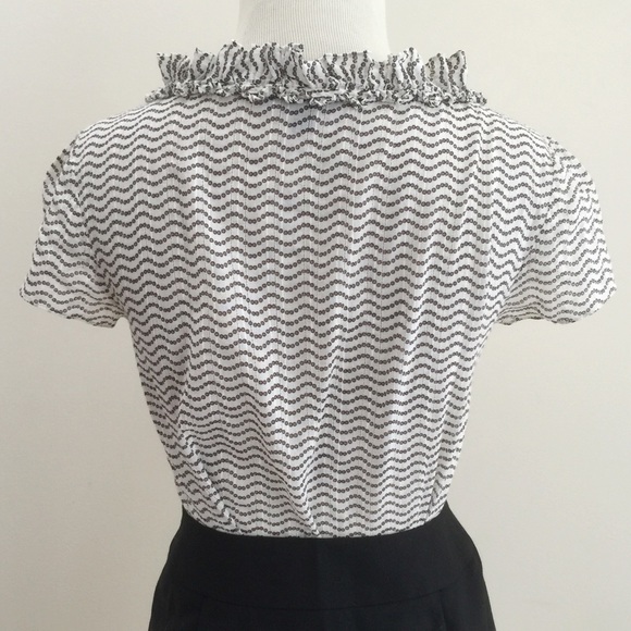 GAP | Geometric Print Top - Picture 5 of 7