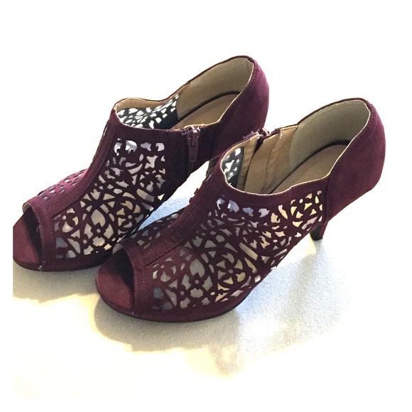 High heel booties