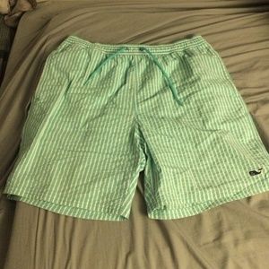 Men's vineyard Vines seersucker bathing suit