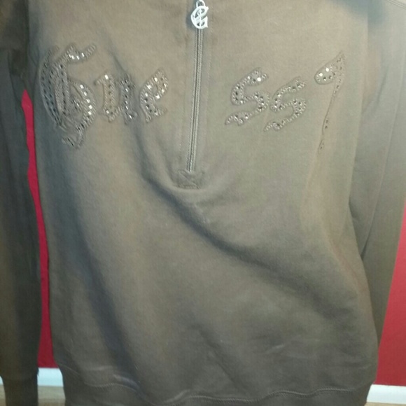 GUESS sweater/shirt