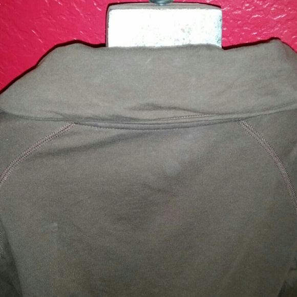 GUESS sweater/shirt - Picture 2 of 4