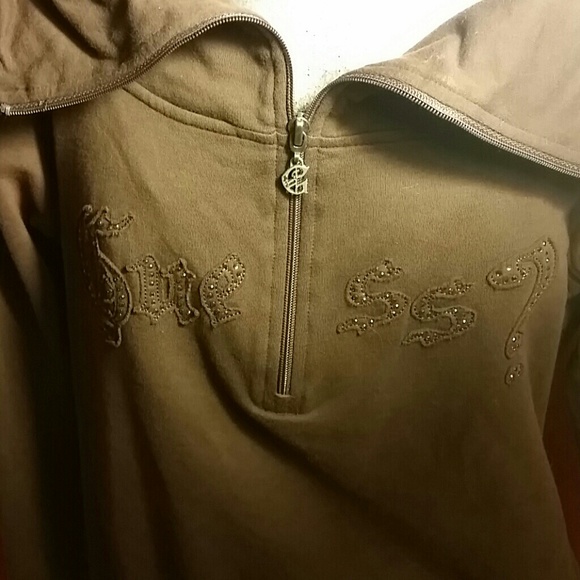 GUESS sweater/shirt - Picture 3 of 4