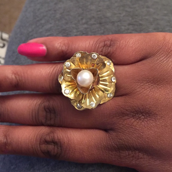 Pearl Rose Ring
