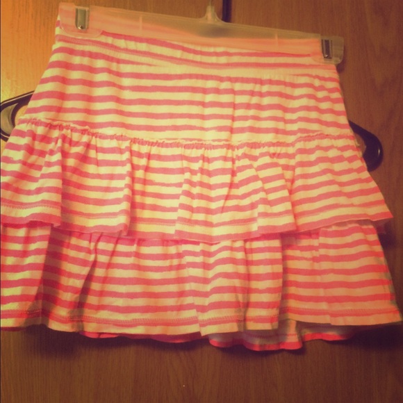 pink and white striped old navy skirt - Picture 1 of 3
