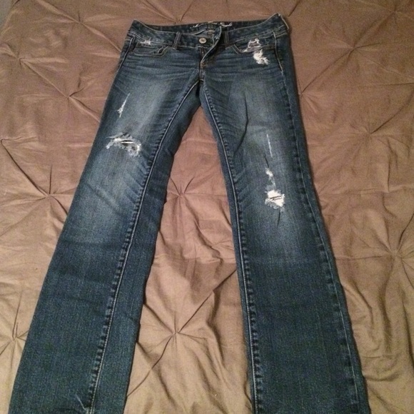 American eagle distressed straight leg jeans