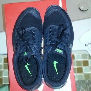 Nike woman nike free 5.0 V4....