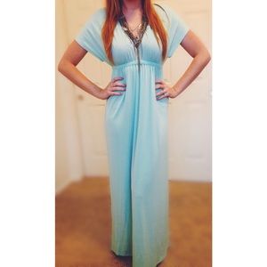 ☀️ Mint Green Maxi Dress - Never Worn!