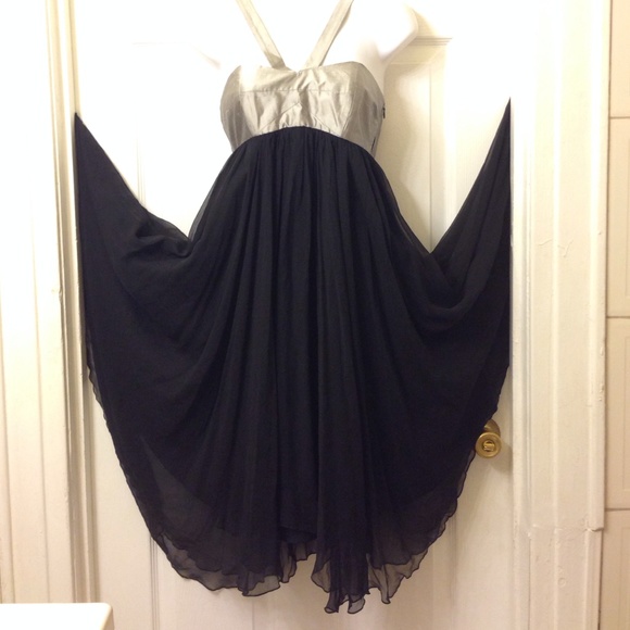 Camilla And Marc Dress - Picture 3 of 4