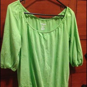 3/4 length sleeve shirt