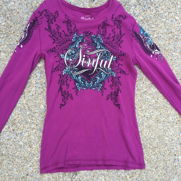 Sinful shirt! lots of diamonds, size large - Picture 1 of 3