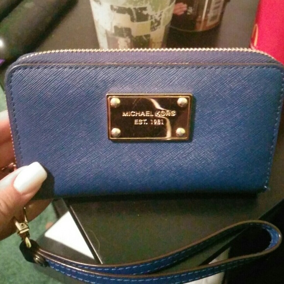 Michael Kors Wristlet!!!