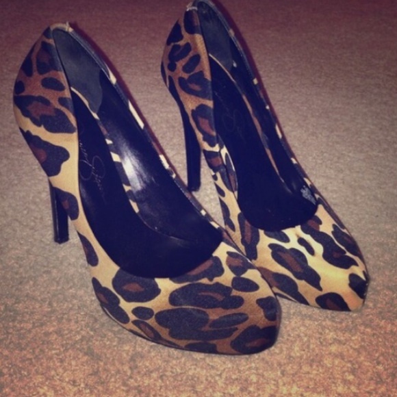 Jessica Simpson. Heels.