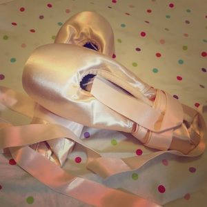 BLOCH Ballet Point Shoes 5 1/2