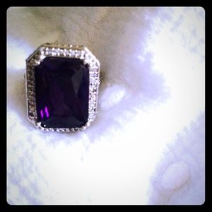 Purple amazing ring for those people who like it !