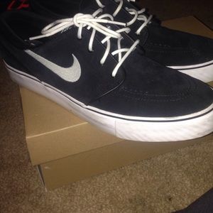 Nike Janoski