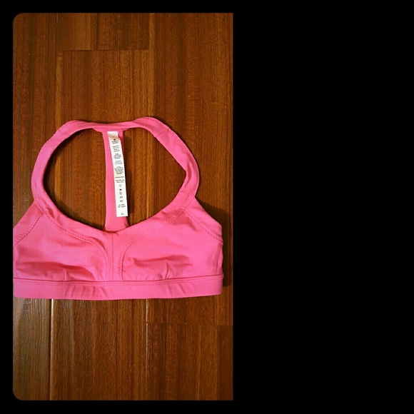 Lululemon athletically Run Sprint sports bra