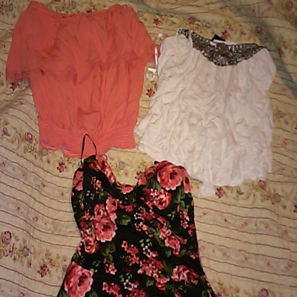 summer/dressy tops - Picture 1 of 4