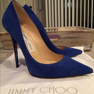 Jimmy Choo pointy toe pump