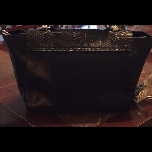 Purse - Picture 3 of 3