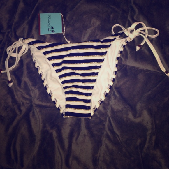 NWT Stripe bikini bottom!