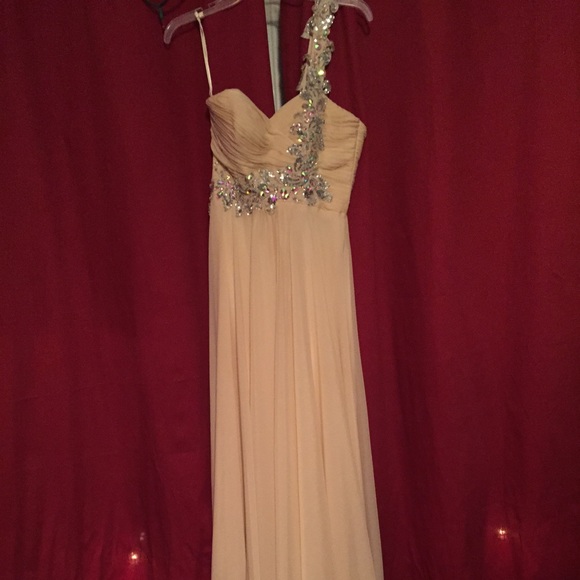 Prom Dress - Picture 4 of 4