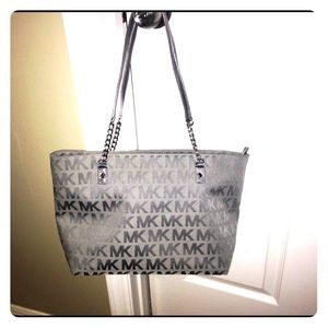 Michael Kors Authentic Purse