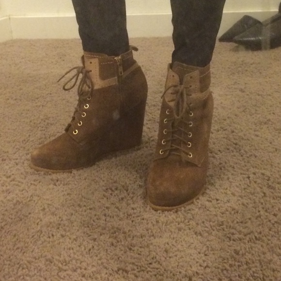 Tan Suede leather wedged booties Cynthia Vincent