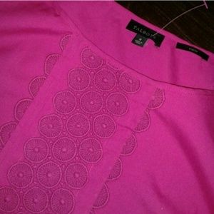 Talbots Casual Top w Center Embroidery *Pink*